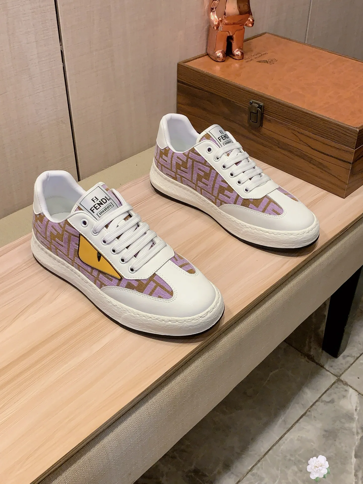 Men's men's shoes 💰420💰💰🎩🎩[Lightning][Lightning] "FENDI*" The latest and most popular casual shoes, top brand [Seduce] luxury ~ purchasing agent, top quality ~. [Strong] The upper is made of imported breathable cowhide with fabric material ➕ Breathable sheepskin feet (•) and fine workmanship. The original stylish and stylish soft rubber wear-resistant and non-slip outsole is light and comfortable on the feet. The real thing looks better when photographed in person. No. 122: code: 38-44, 5️⃣ colors selected